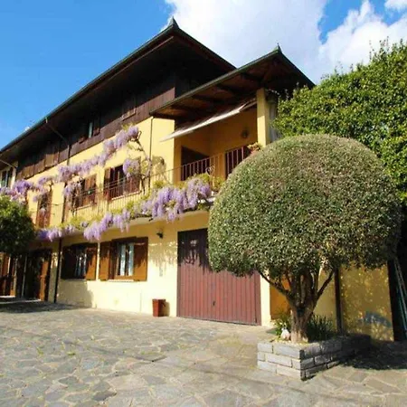 Apartment Il Glicine Con Darsena Privata A
