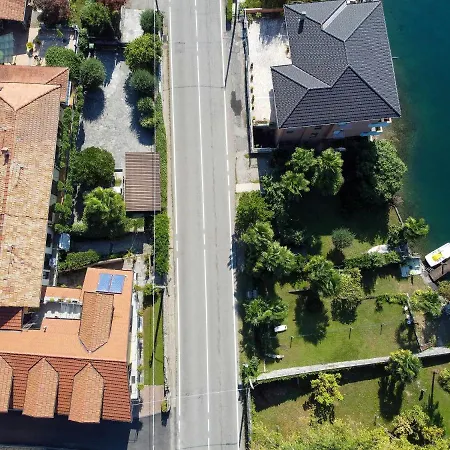 Il Glicine Con Darsena Privata A Apartment