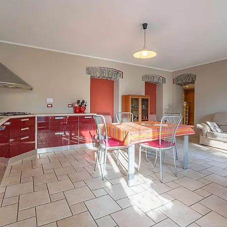 Il Glicine Con Darsena Privata A Appartement *